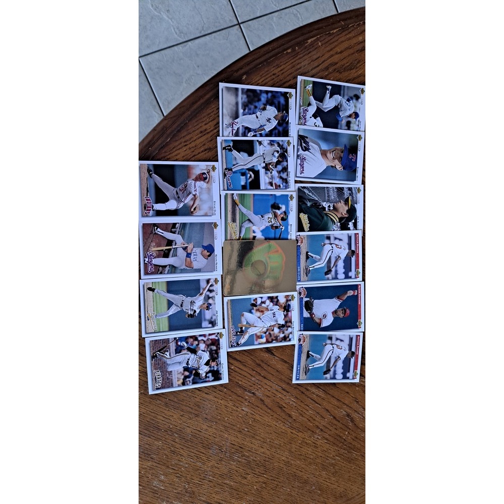 138 Upper Deck Baseball Cards 1991 - Picture 4 of 4